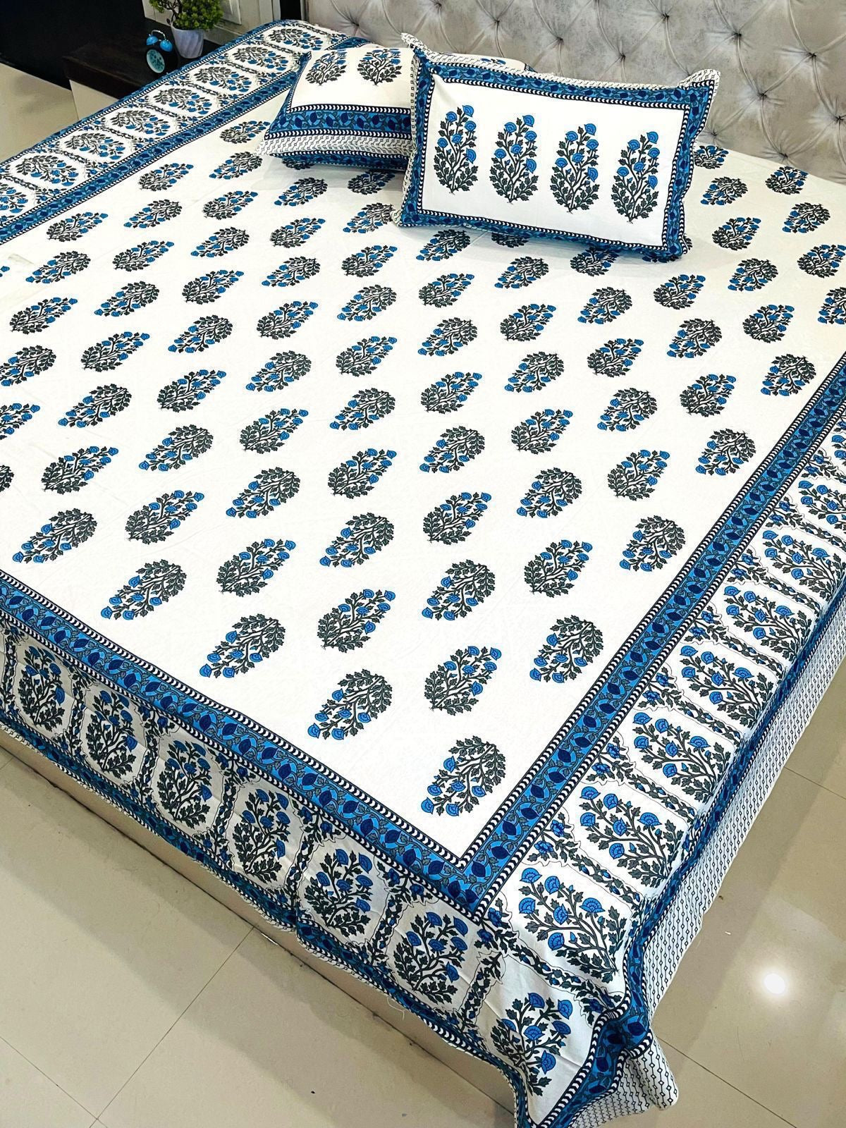 Premium Jaipuri printed King size bedsheets with 2 zipped pillow covers