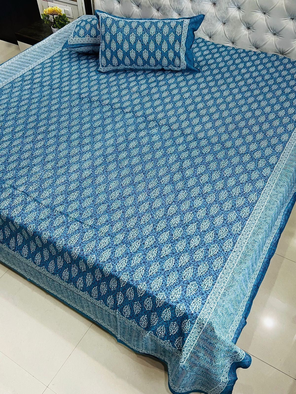 Premium Jaipuri printed King size bedsheets with 2 zipped pillow covers