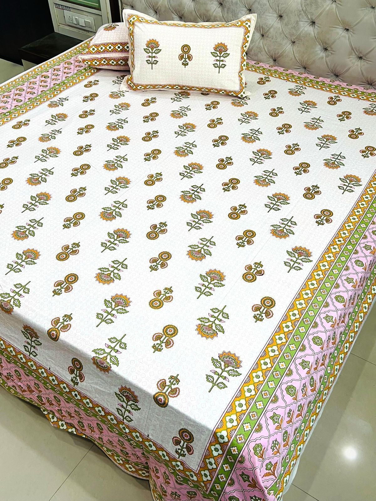 Premium Jaipuri printed King size bedsheets with 2 zipped pillow covers