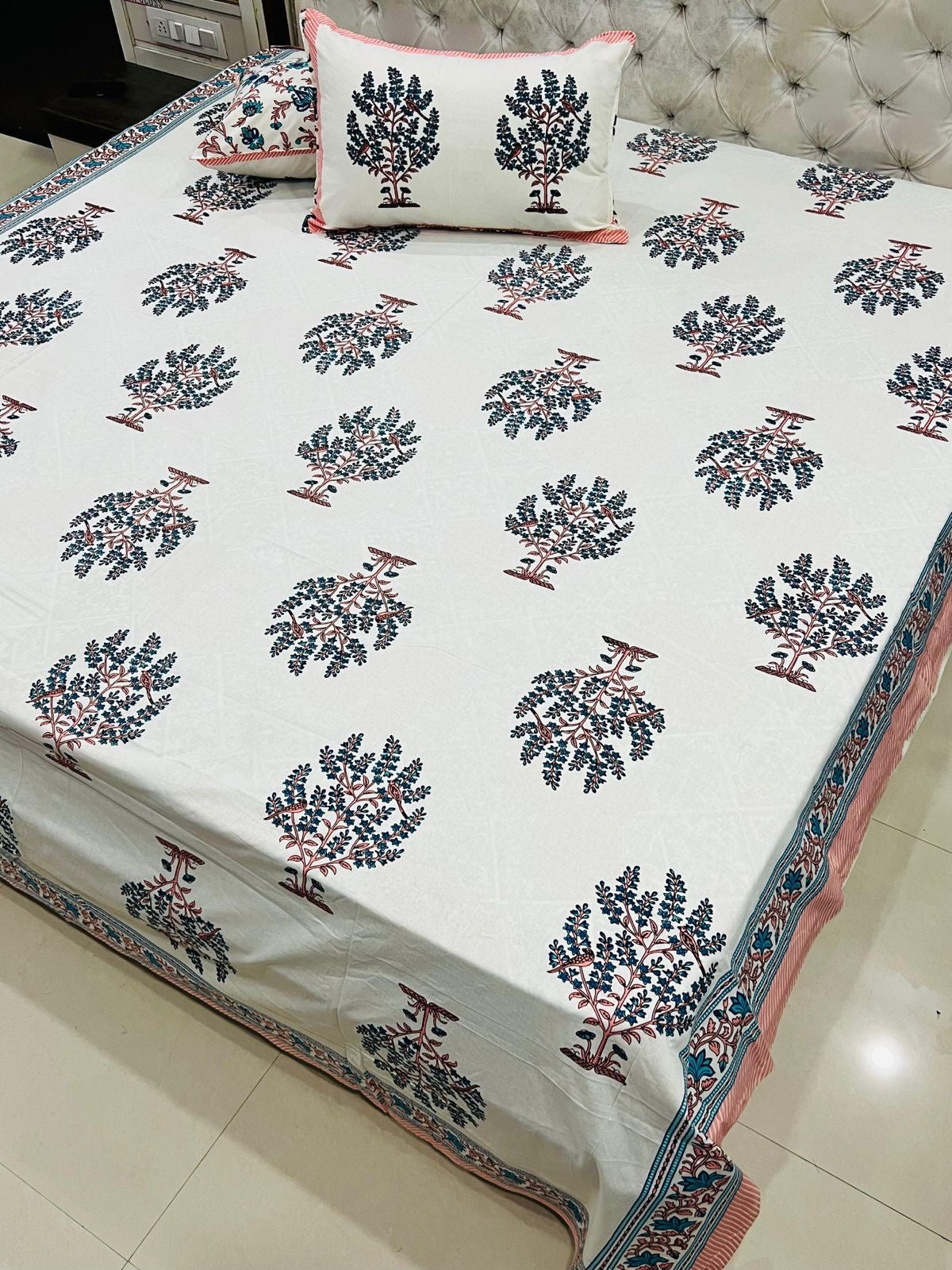 Premium Jaipuri printed King size bedsheets with 2 zipped pillow covers