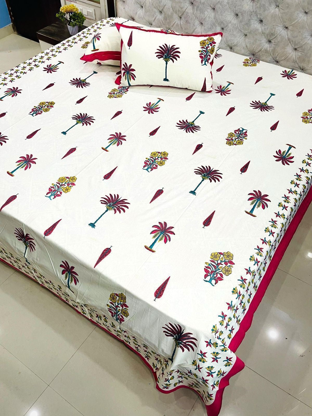 Premium Jaipuri printed King size bedsheets with 2 zipped pillow covers