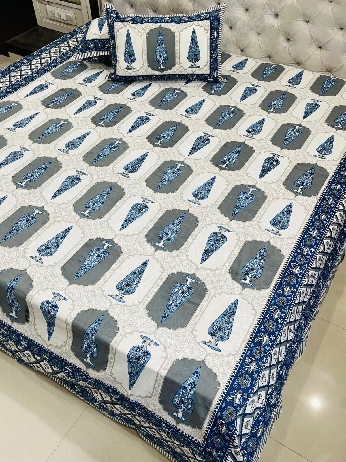 Premium Jaipuri printed King size bedsheets with 2 zipped pillow covers