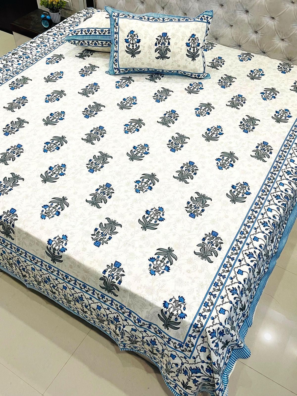 Premium Jaipuri printed King size bedsheets with 2 zipped pillow covers